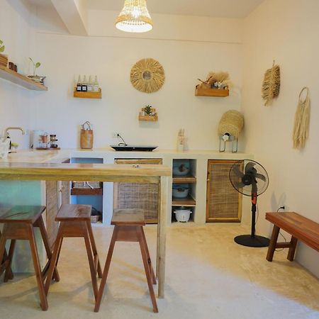 Greenhouse Siargao Roadside Boutique Apartments General Luna  Extérieur photo