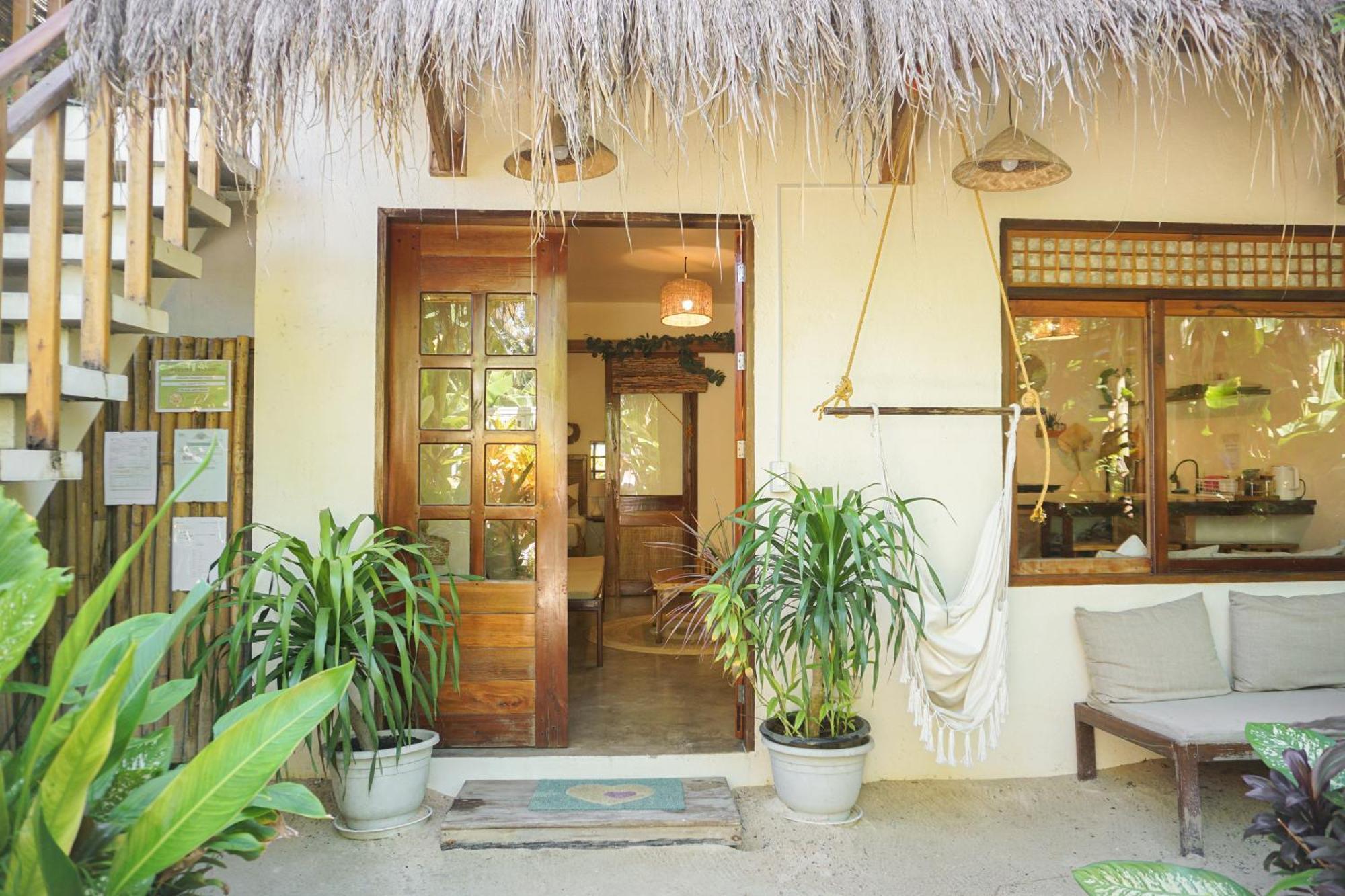 Greenhouse Siargao Roadside Boutique Apartments General Luna  Extérieur photo