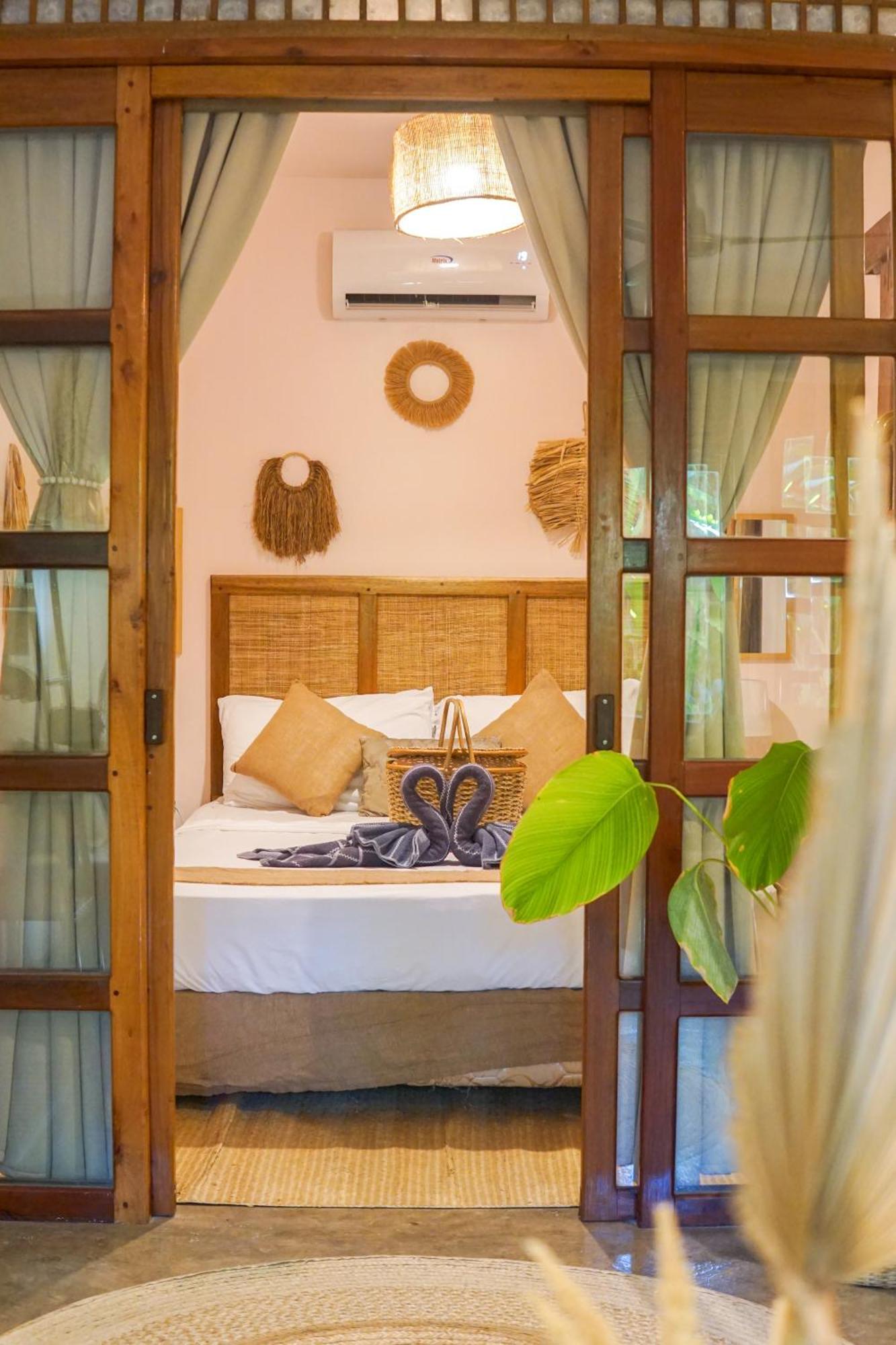 Greenhouse Siargao Roadside Boutique Apartments General Luna  Extérieur photo