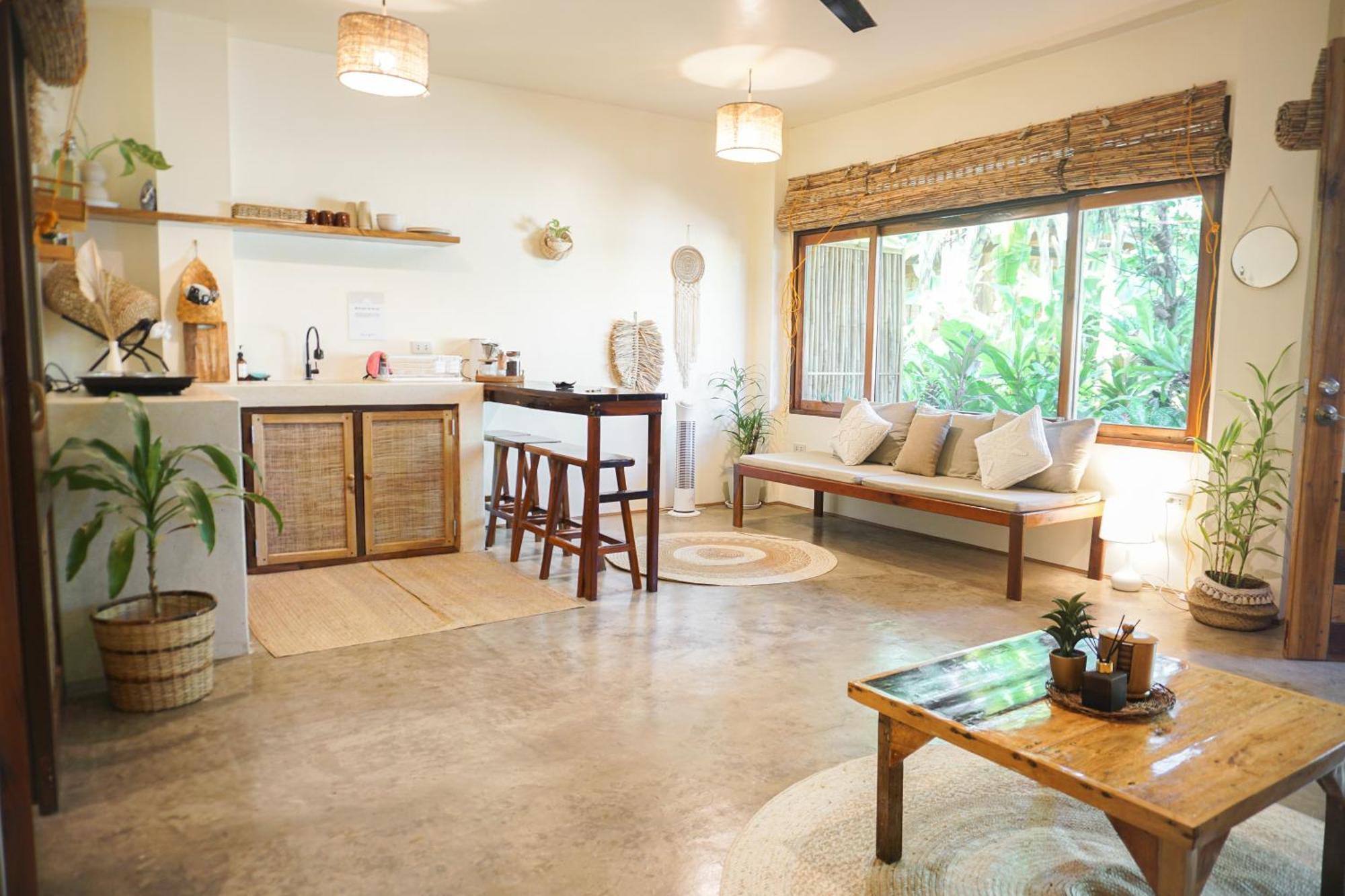 Greenhouse Siargao Roadside Boutique Apartments General Luna  Extérieur photo